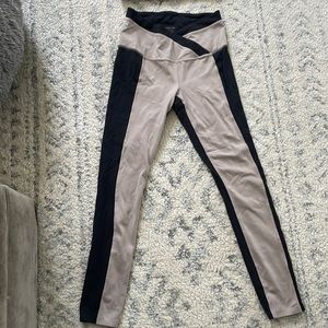 Athleta sports bra size small and pants size xs